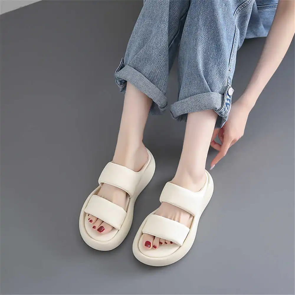 Size 39 Strips Summer Shoes Sa - Aquatic Sports Name recension och pris